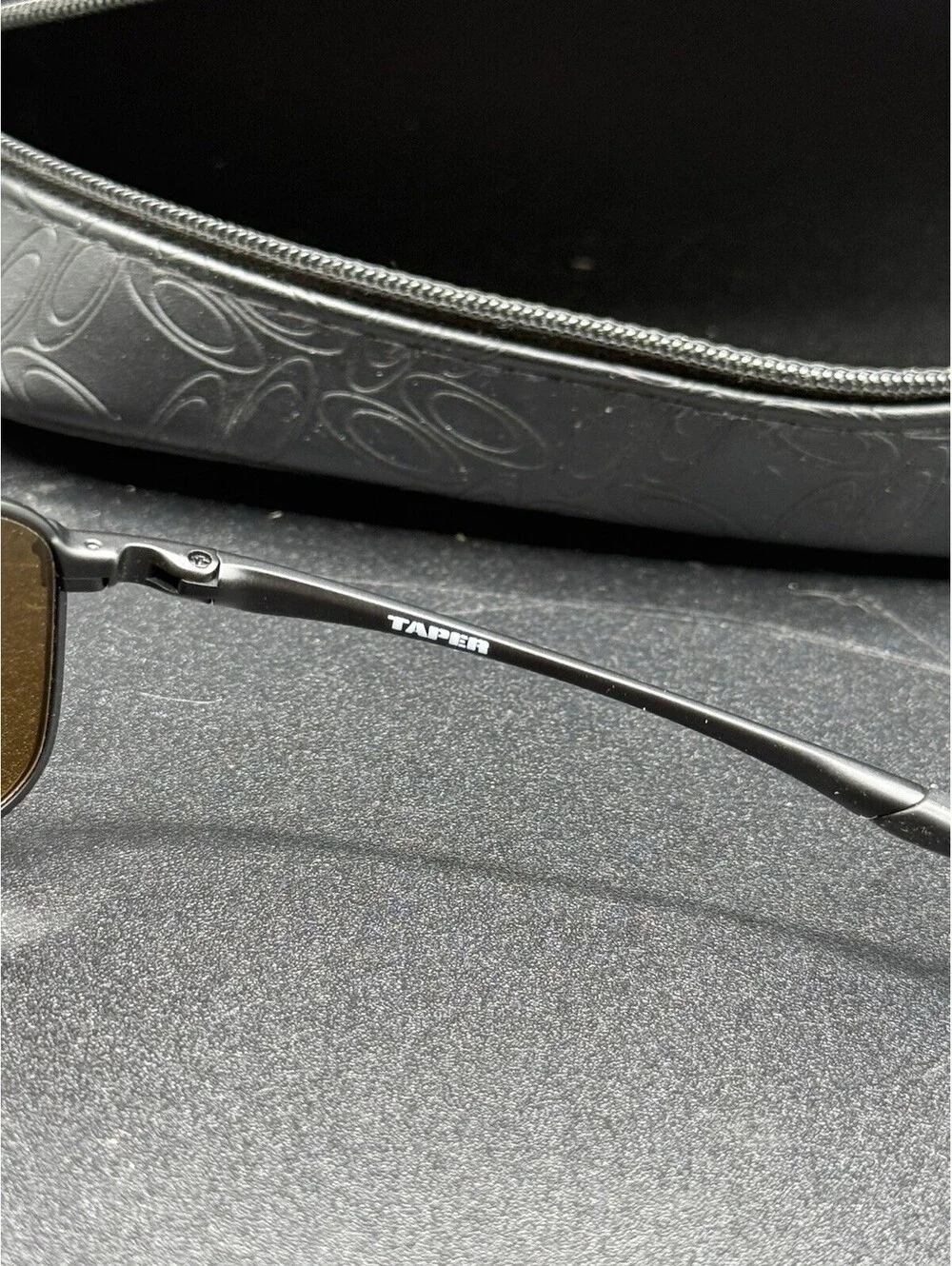 Oakley Taper Matte Black/Gold Iridium Lenses OO4074-03